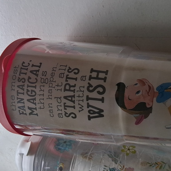 Disney Tumbler Set with Characters - Picture 2 of 4